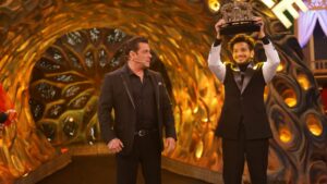 Bigg Boss 17 का किसने जीता ख़िताब कोन ले गया अपने घर Bigboss की ट्राफी  