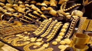 Gold Price Today: आज फिर इतना सस्ता हुआ सोना, नहीं बदले चांदी के रेट, जानें ताजा भाव